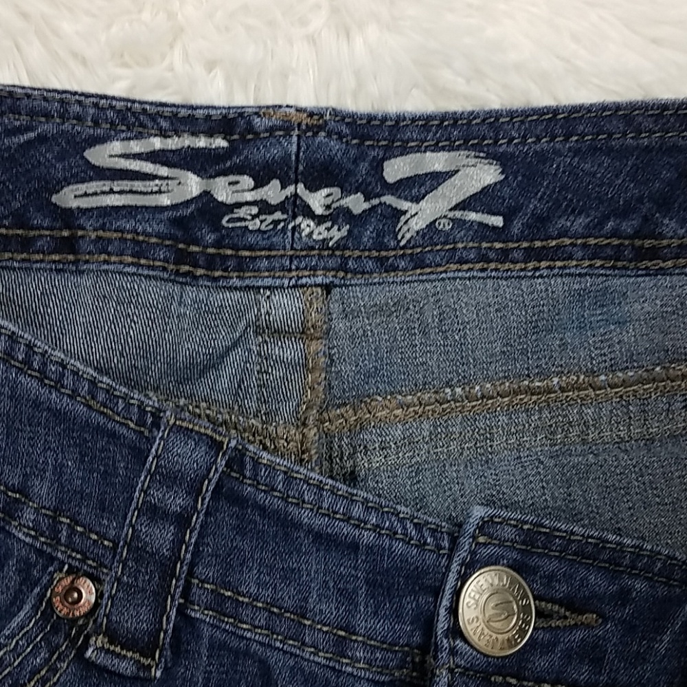 Seven7 Luxe Bootcut Jeans - Picture 2 of 4